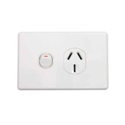 Clipsal Classic C2000 Single GPO Power Point Horizontal 20A White Electric | C2015/20-WE